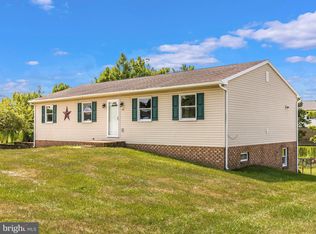 48 Brenda Dr, Martinsburg, WV 25404