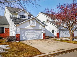 3209 N Mistwood Ln, Appleton, WI 54914