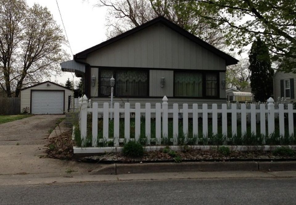 1st image of 2960 Peckheath Dr SW