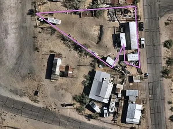 215 S Main St, Searchlight, NV 89046