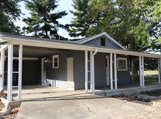 1882 N Michigan Rd, Shelbyville, IN 46176