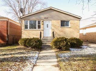 13602 S Crawford Ave, Robbins, IL 60472