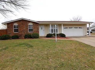 1778 San Luis Rey Pkwy, Fenton, MO