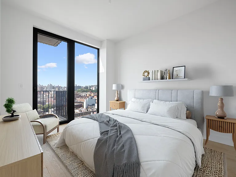 224 W 124th St #1700 — Photo 4
