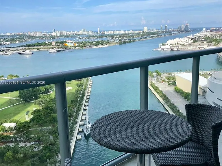 888 Biscayne Blvd #2911 — Photo 23