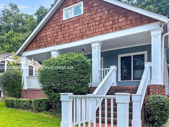 2nd image of 915 Paoli Ave SE