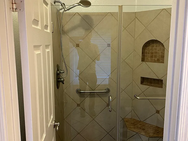 master bedroom shower room