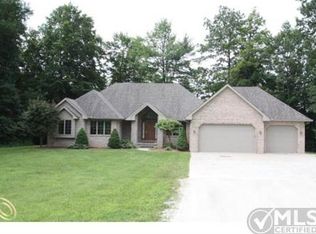 5030 Brown Rd, Avoca, MI 48006