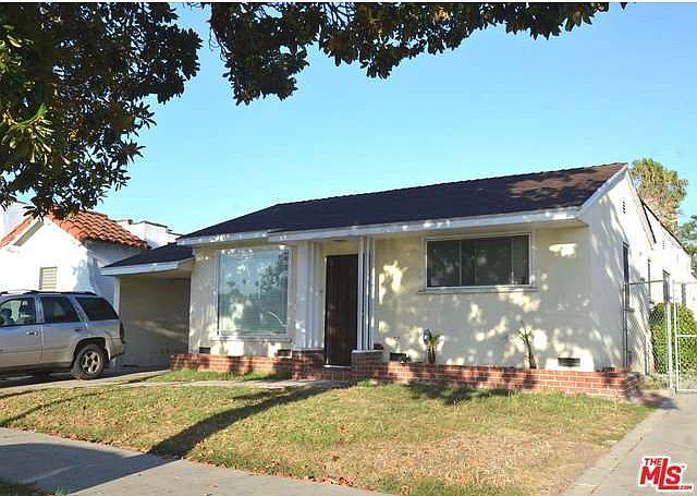 1st image of 3437 Edgehill Dr