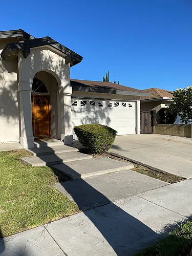 18322 Vickie Ave Photo 1