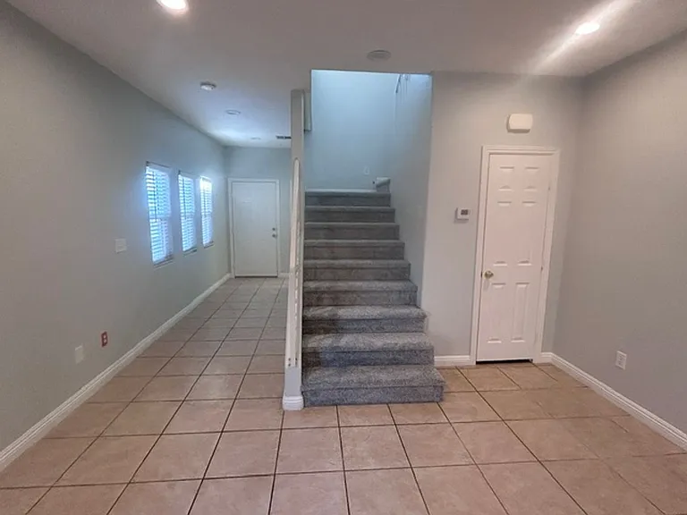452 E Sunset Rd — Photo 12