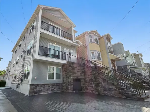 1050 Bond St, Elizabeth, NJ 07201