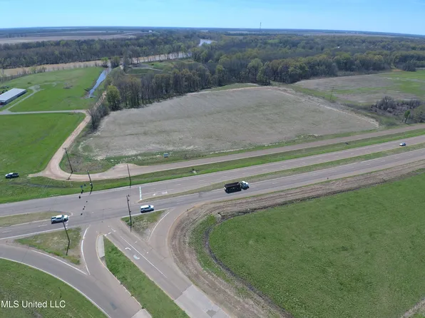 Highway 82/hwy 49 South Cor, Greenwood, MS 38930