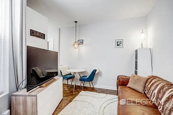 Rented by (Legacy) Elegran | media 2