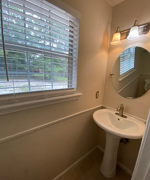 202 Alderston Way — Photo 10