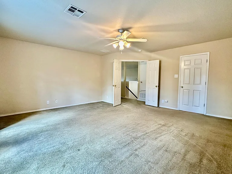786 San Mateo — Photo 35