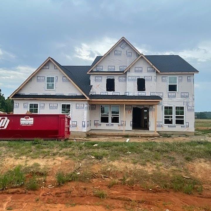 2nd image of 245 Pond Mountain Dr