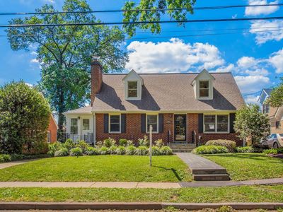 4906 11th St N, Arlington, VA, 22205