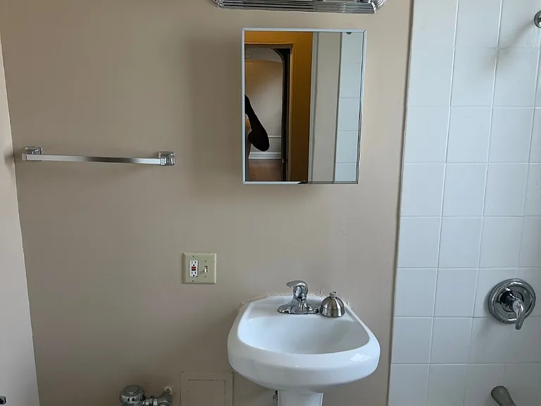 8058 S Hermitage Ave — Photo 11