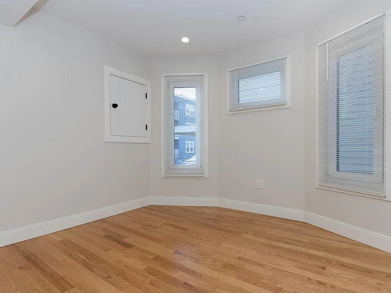 5 Tovar St #1F — Photo 12