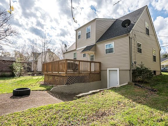 4th image of 107 E Forest Ave