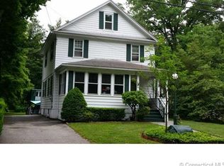 31 Gunn St, Milford, CT 06460