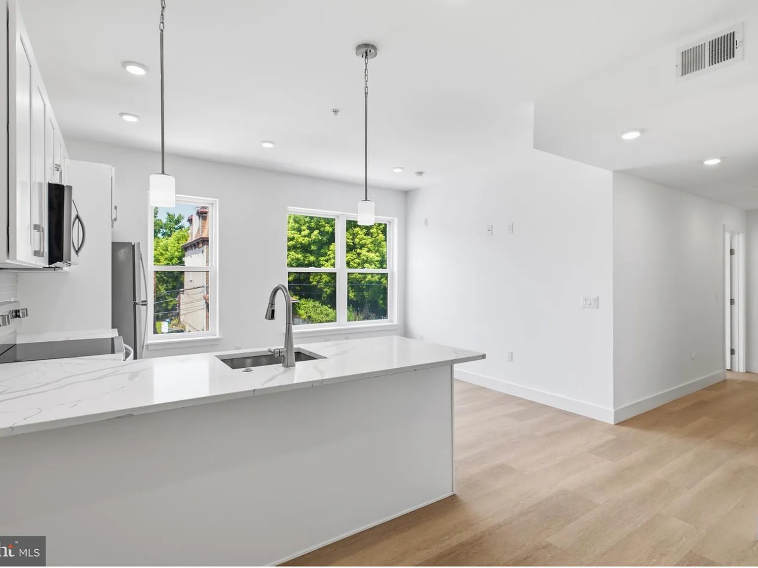3637 N 16th St #D — Photo 1