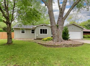 217 Cambridge Dr, Normal, IL 61761