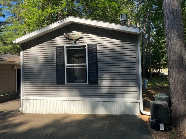 1226 Maple Ln #20, Woodruff, WI 54568