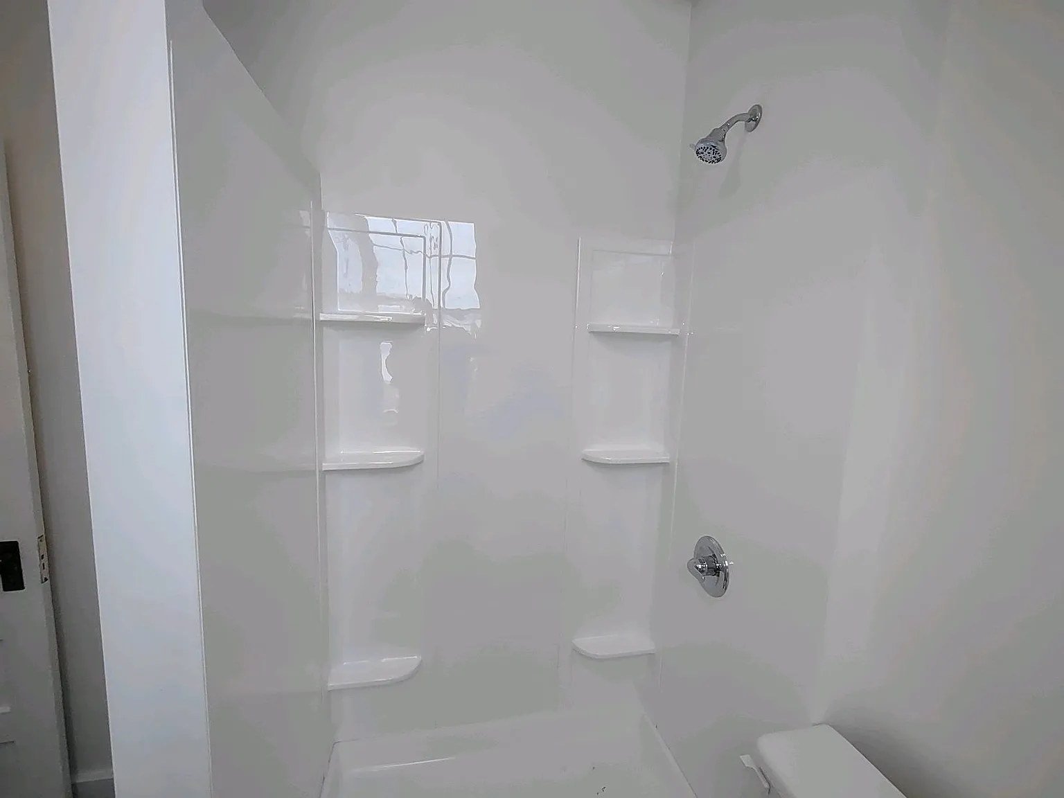 1 bed, 1.0 bath, $1,150 — Photo 2