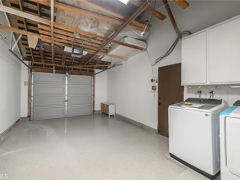 5016 Paseo De Vega — Photo 23