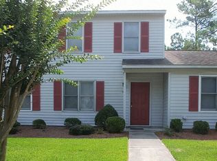 11 Portwest Townhouses APT C, Swansboro, NC 28584
