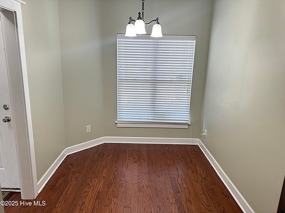 5th image of 1801 Fox Den Way Unit 2