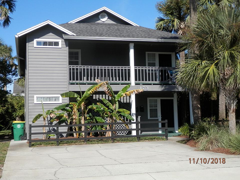 Downstairs apt. 171 19th Ave N. Jax Bch FL