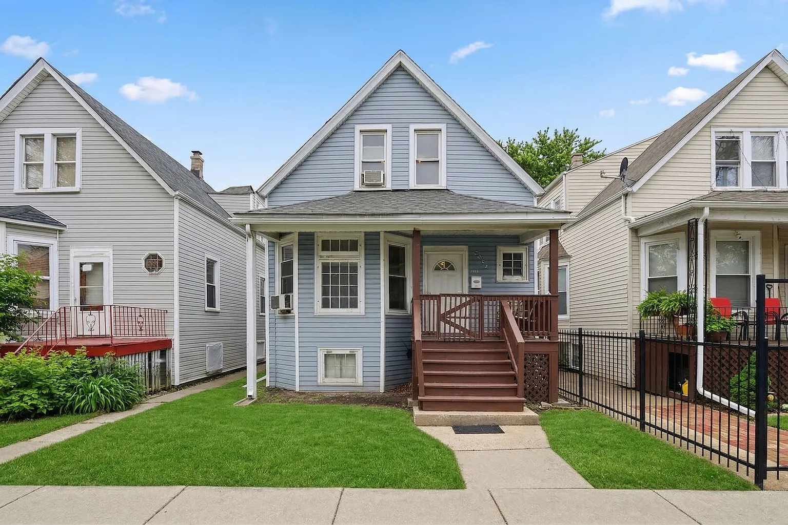 2308 N Kildare Ave photo 1