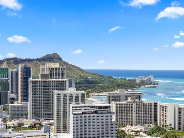 383 Kalaimoku St Penthouse G, Honolulu, HI 96815