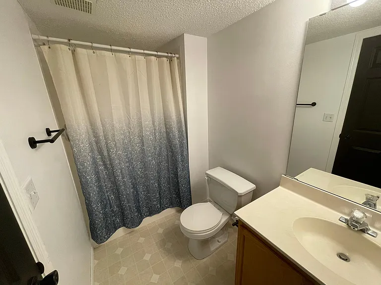 1364 Conservatory Ct — Photo 64