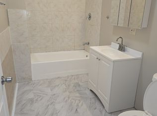 512 S Cicero Ave #2, Chicago, IL 60644