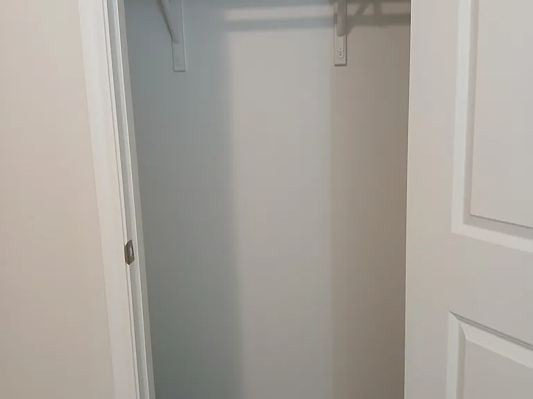 308 Samuel St — Photo 25