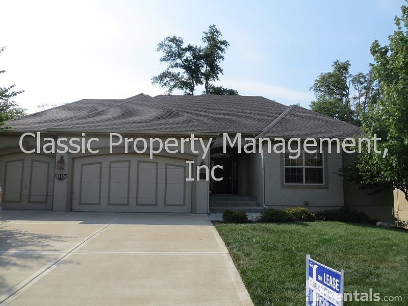 1st image of 9026 N Saint Clair Ave