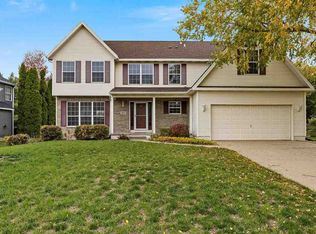 7617 Winston Dr NE, Cedar Rapids, IA 52402