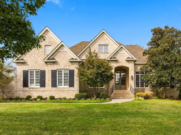 1735 Richbourg Park Dr, Brentwood, TN 37027