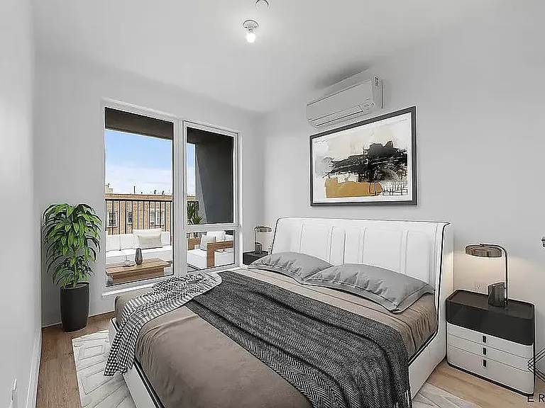 840 New York Ave #4R — Photo 9