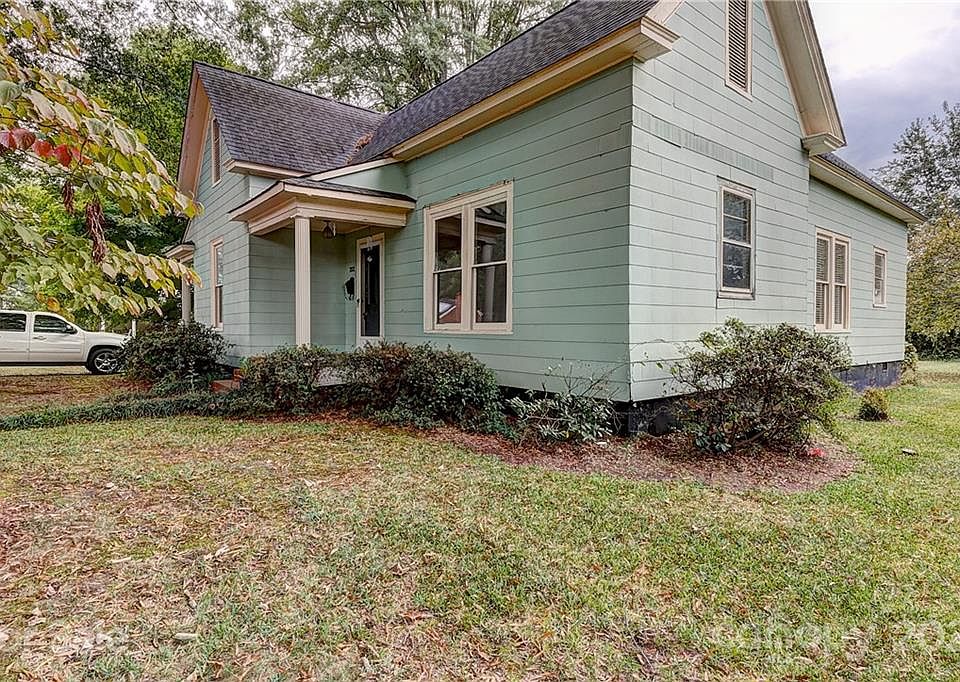 202 W Main St, Cherryville, NC 28021 | Zillow