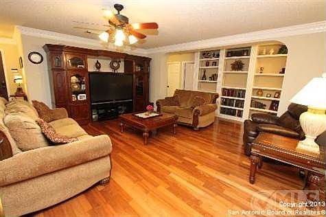4th image of 10039 Passion Elm Pl