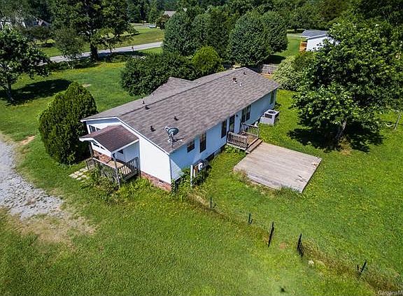 2nd image of 2392 York Hwy #3