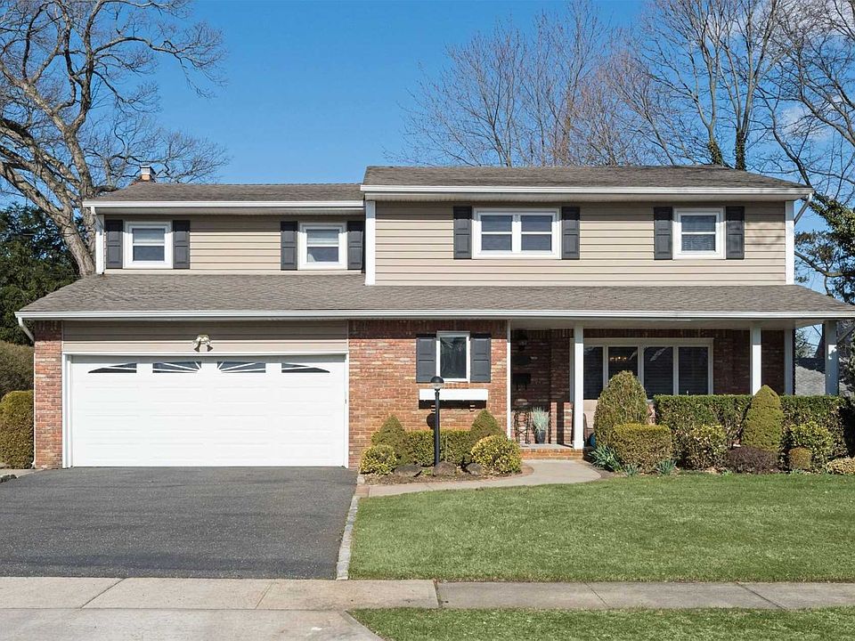 1st image of 42 Amherst Ct