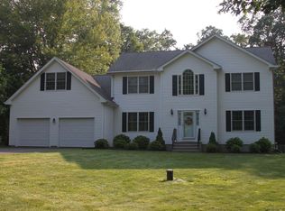 475 Niederwerfer Rd, South Windsor, CT 06074