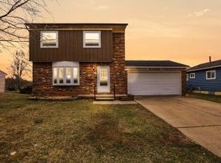9084 Ascot Dr, Ypsilanti, MI
