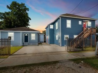 240 N York St, Houston, TX 77003